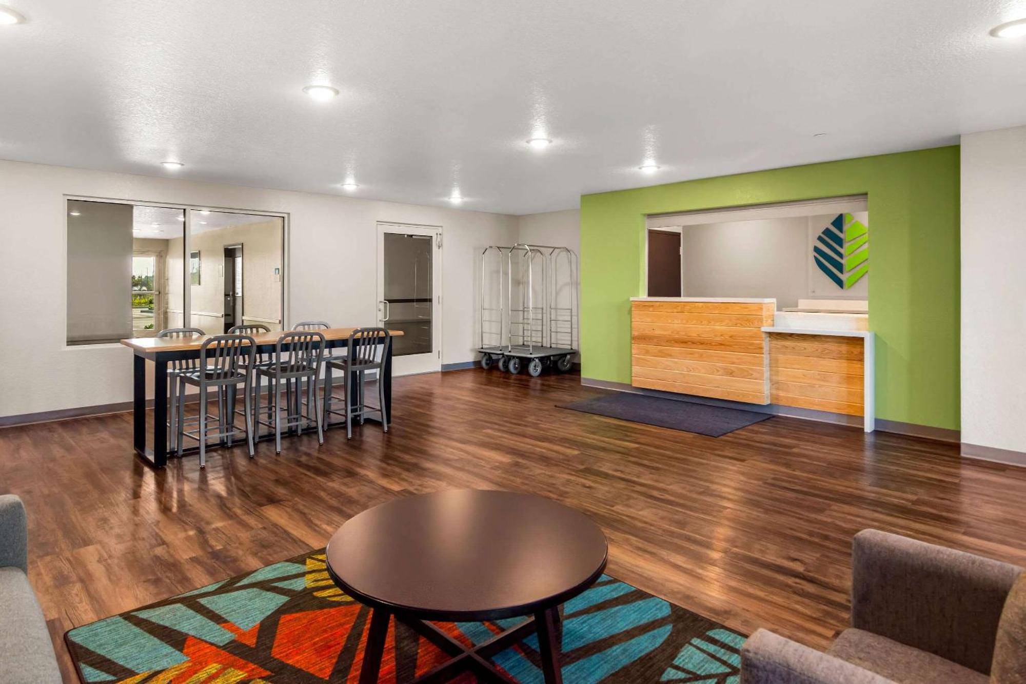 Woodspring Suites Port St Lucie Port St. Lucie Exterior photo